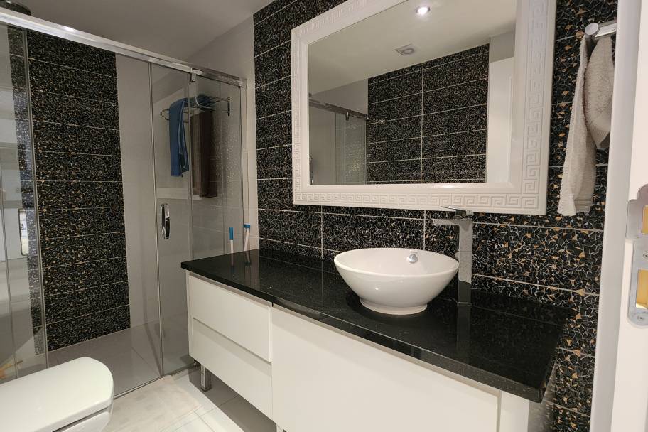 Property Detail
